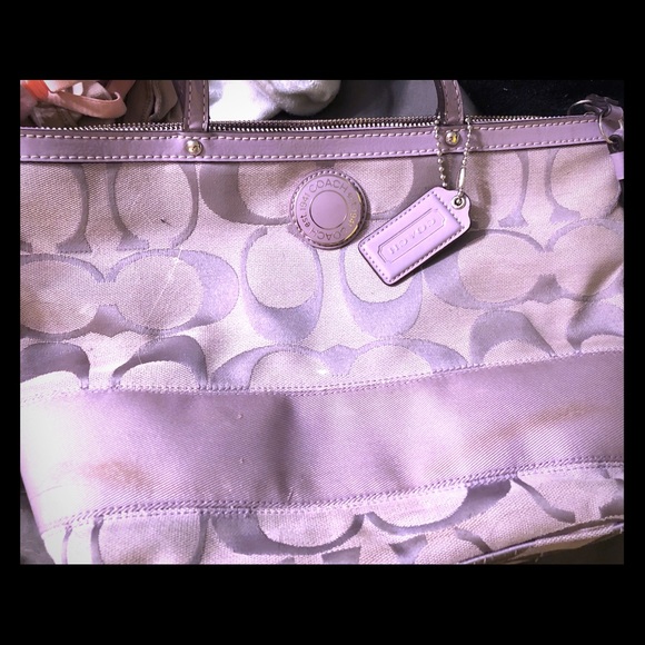 Coach Handbags - Used Coach Shoulder Handbag